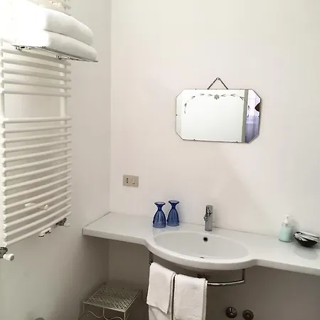 Couette-café Vicolo Del Lupo 3*